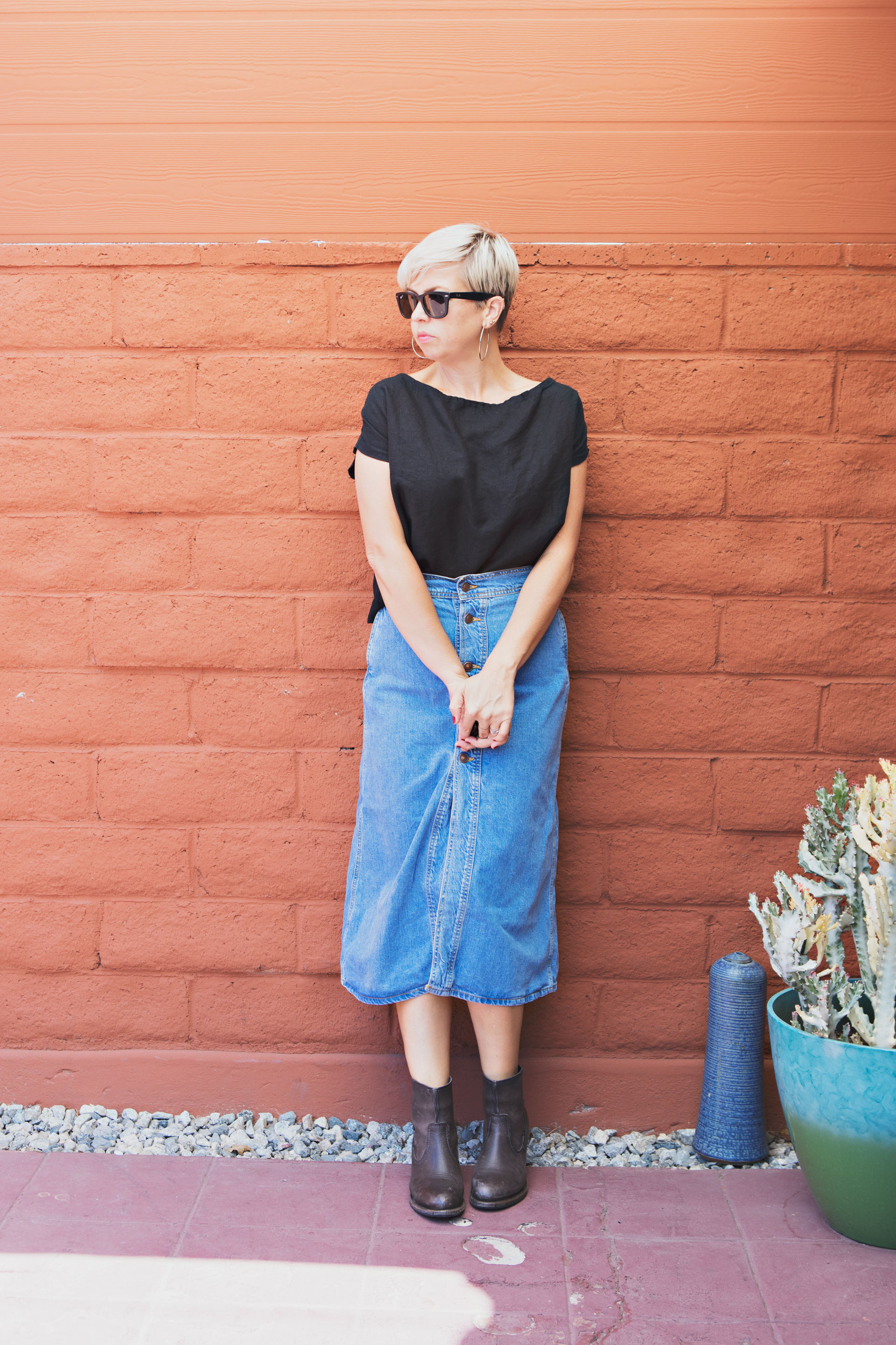 Ways To Style A Long Denim Skirt This Mom S Gonna Snap